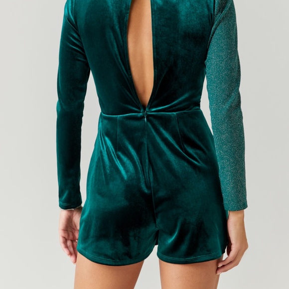 Miami Green Isabel Glitter Velvet Romper Size Small NWOT - Picture 4 of 8